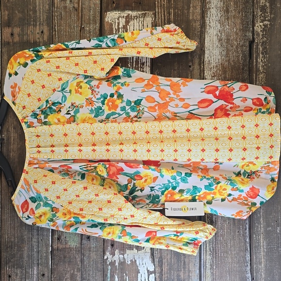 Figueroa & Flower Floral Multicolor Women's Top, Size S Petite - Picture 2 of 4